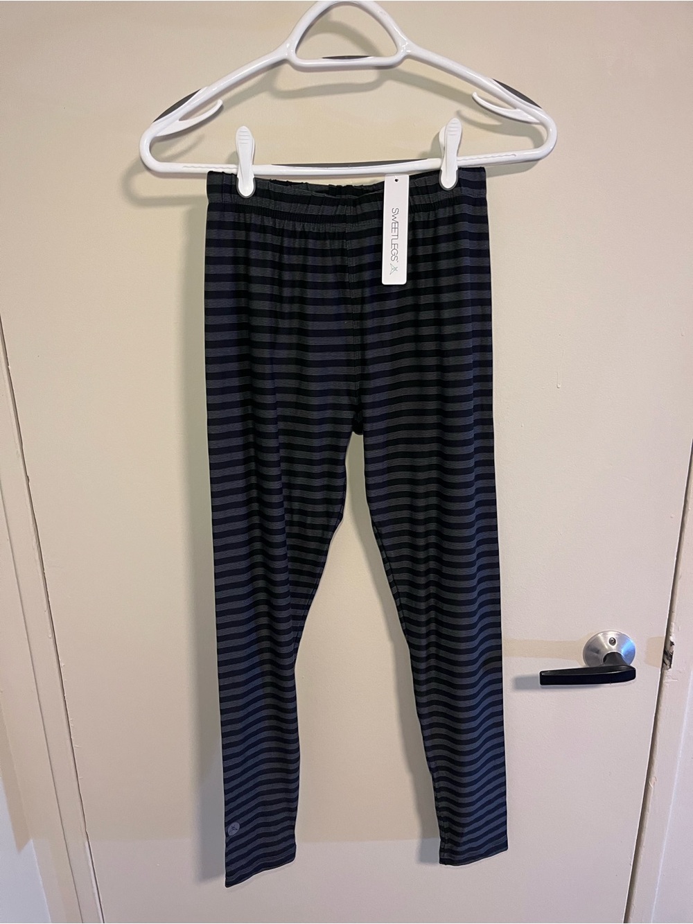 SweetLegs NWT one size leggings